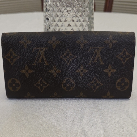 Louis Vuitton Brown Monogram Long Wallet - Picture 3 of 16
